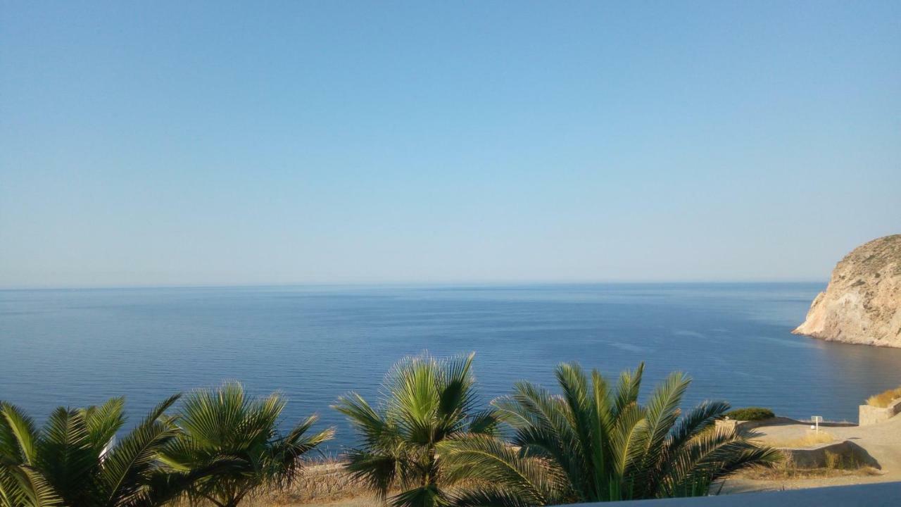 Heavenly Milos Suites Ajía Kiriakí-part Kültér fotó